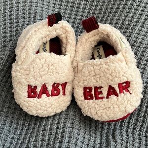 Dearfoams “BABY BEAR” infant slippers